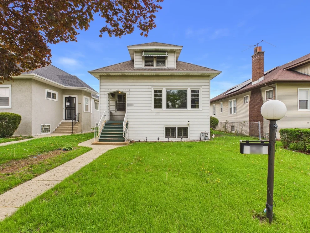Unit for sale at 625 S 18th Avenue, Maywood, IL 60153
