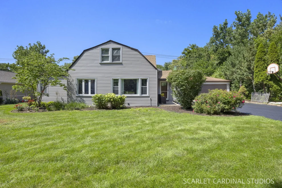 Unit for sale at 1216 S Wisconsin Avenue, Lombard, IL 60148