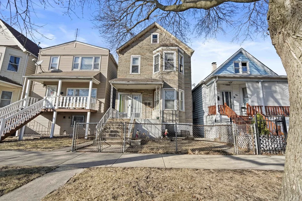 Unit for sale at 2922 E 97th Street, Chicago, IL 60617