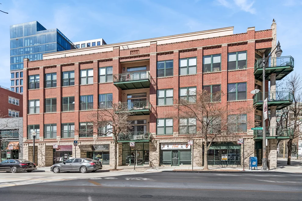 Unit for sale at 936 W MADISON Street, Chicago, IL 60607