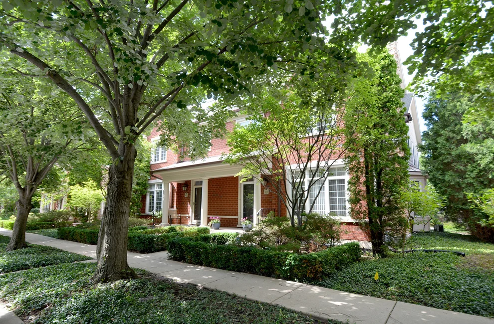 Unit for sale at 4270 Linden Tree Lane, Glenview, IL 60026