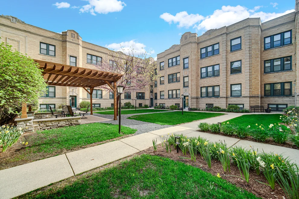 Unit for sale at 4027 N Mozart Street, Chicago, IL 60618