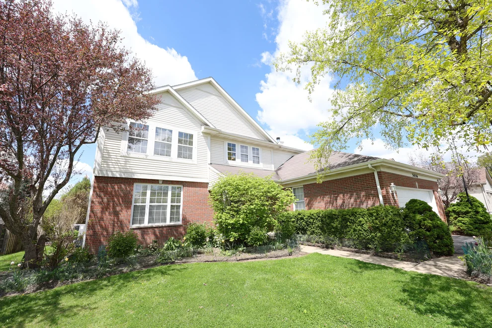 Unit for sale at 34156 N RED TOP Lane, Round Lake, IL 60073