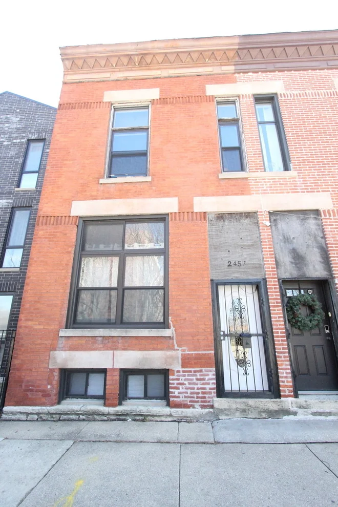 Unit for sale at 2457 W Adams Street, Chicago, IL 60612