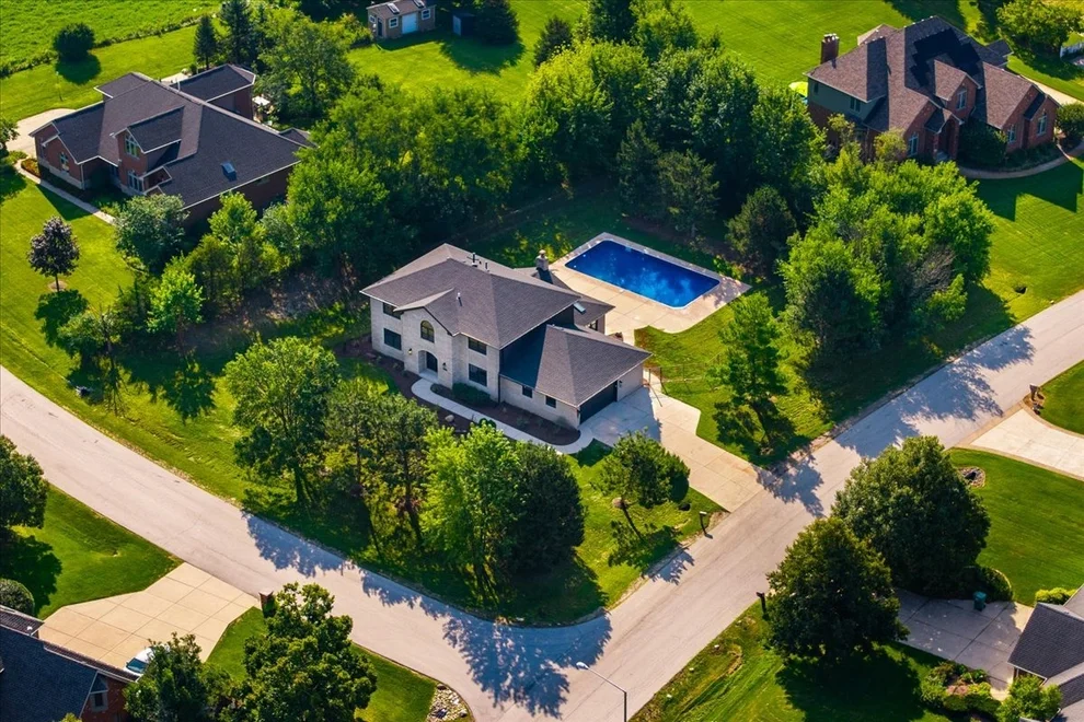 Unit for sale at 13136 Fox Hill Court, Lemont, IL 60439