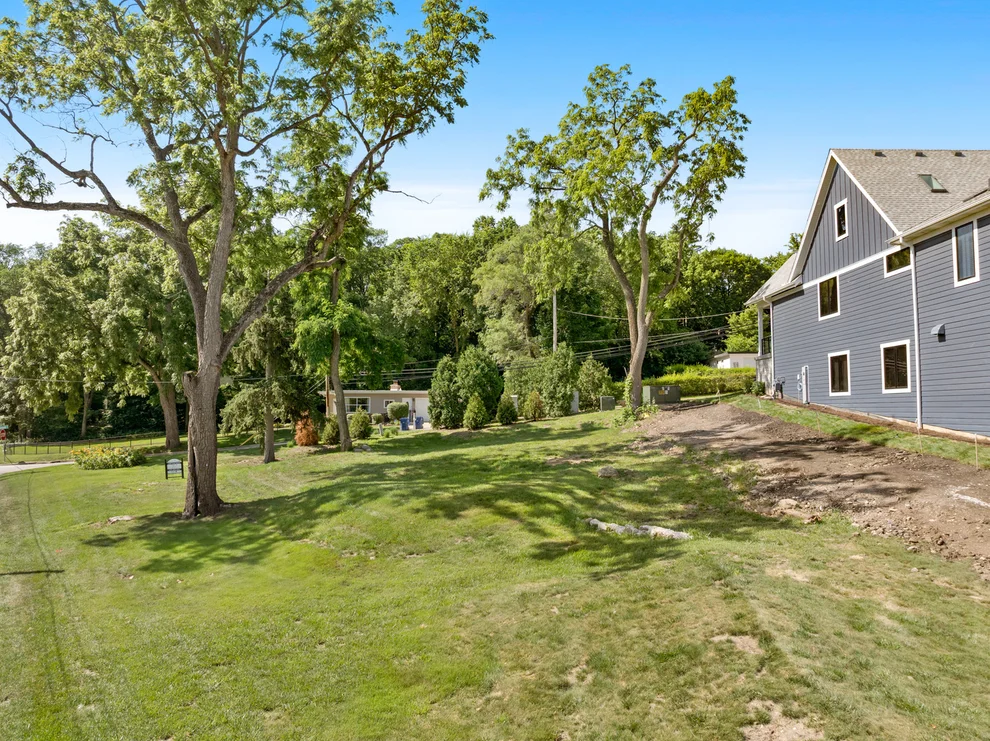 Unit for sale at 16 Mosedale Street, St. Charles, IL 60174