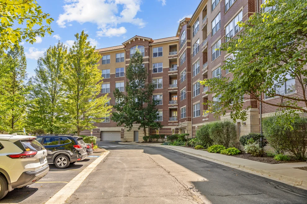 Unit for sale at 9350 SKOKIE Boulevard, Skokie, IL 60077