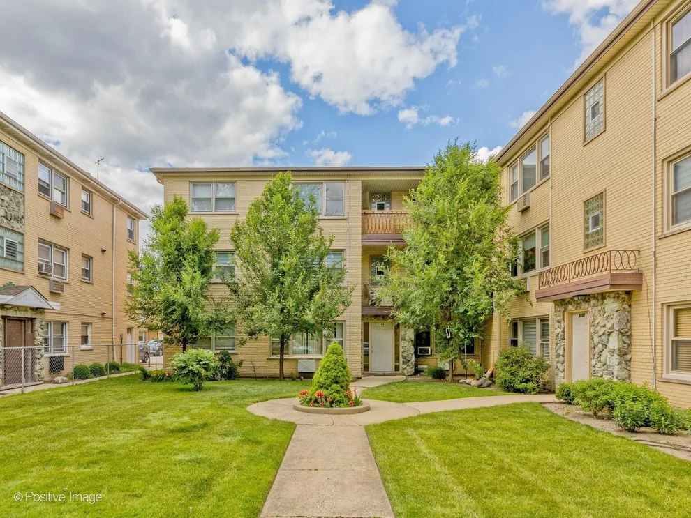 Unit for sale at 8544 W Rascher Avenue, Chicago, IL 60656