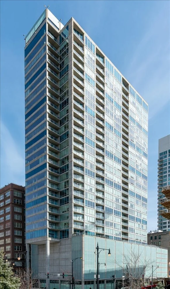 Unit for sale at 611 S Wells Street, Chicago, IL 60607