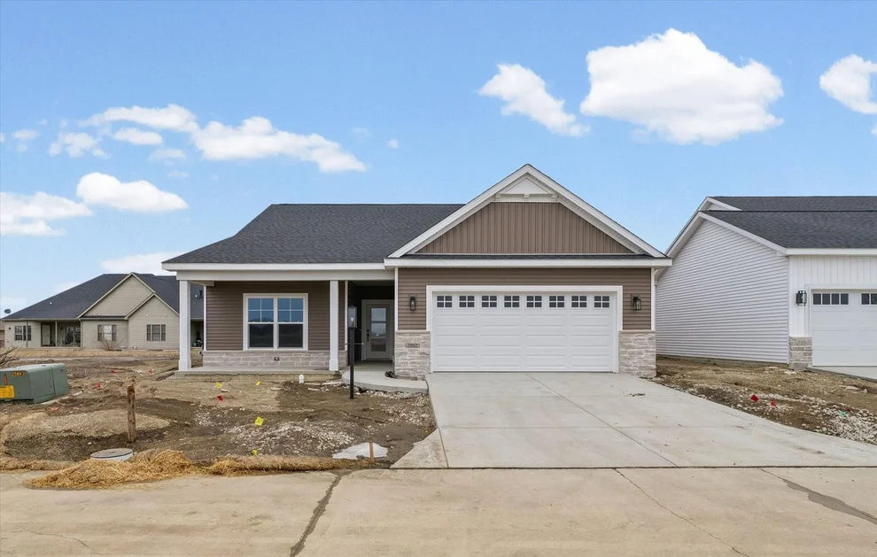 Unit for sale at 3902 Bay Circle, Champaign, IL 61822