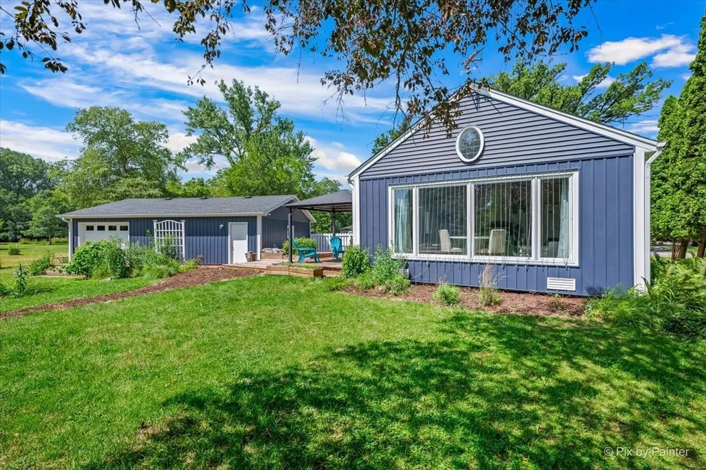 Unit for sale at 209 Eastwood Court, Barrington, IL 60010