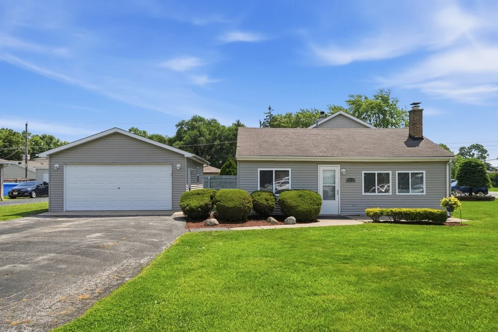 Unit for sale at 11759 S LAVERGNE Avenue, Alsip, IL 60803