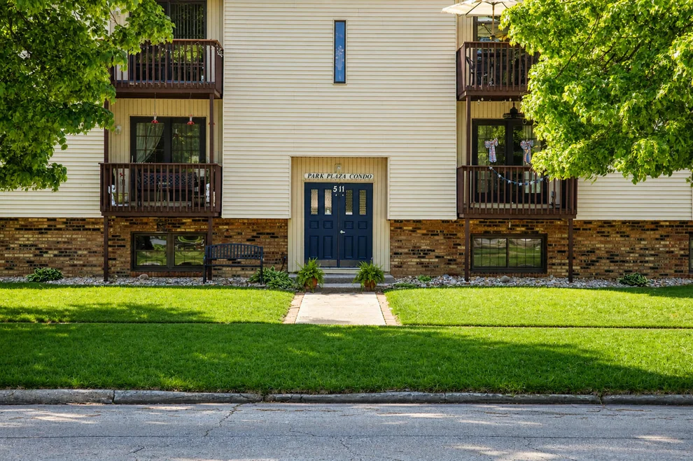 Unit for sale at 511 Broadway Avenue, Mattoon, IL 61938