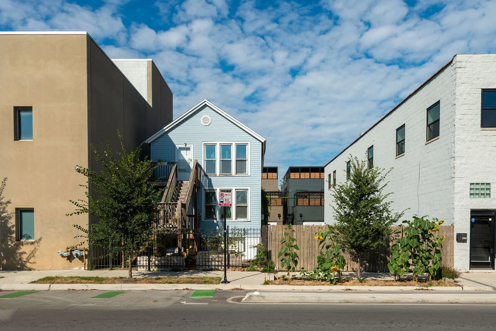 Unit for sale at 2050 W Grand Avenue, Chicago, IL 60612