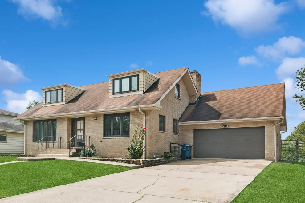 Unit for sale at 822 Bradoc Street, Chicago Heights, IL 60411