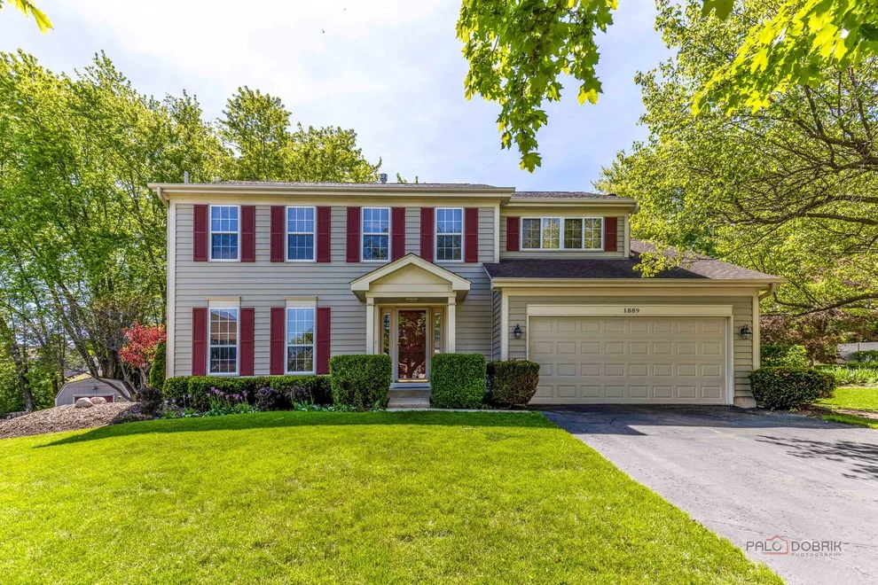 Unit for sale at 1889 Mcrae Lane, Mundelein, IL 60060