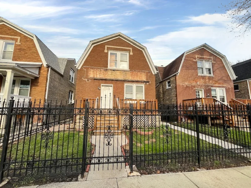 Unit for sale at 913 N Kedvale Avenue, Chicago, IL 60651