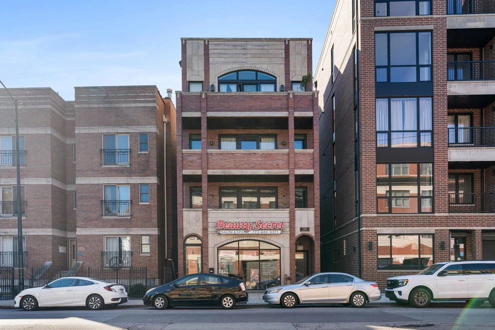 Unit for sale at 2463 W FOSTER Avenue, Chicago, IL 60625