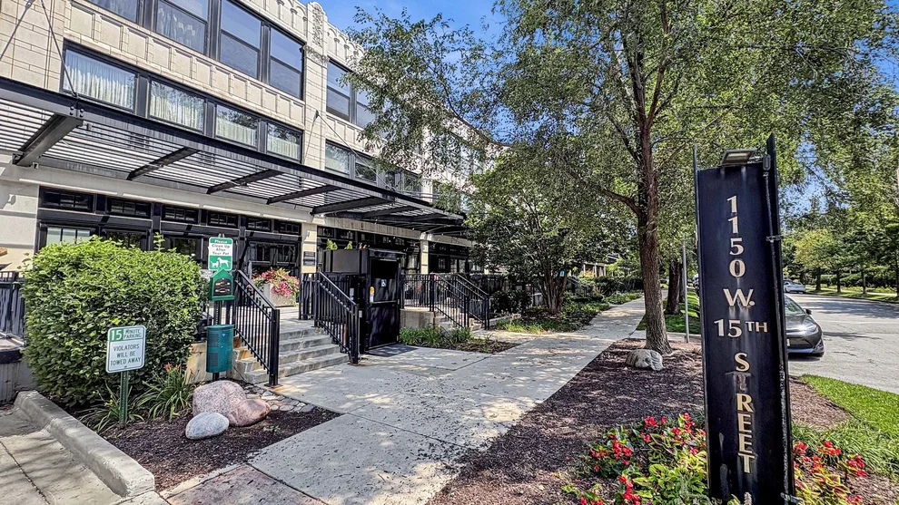Unit for sale at 1150 W 15TH Street, Chicago, IL 60608