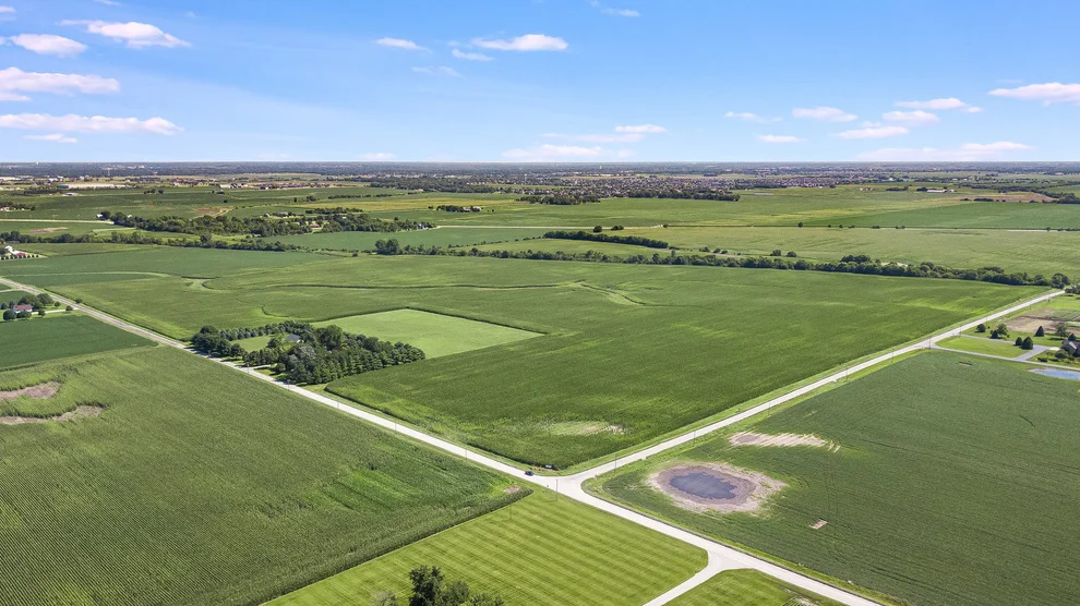 Unit for sale at 1111 W BAKER Road, Manhattan, IL 60442
