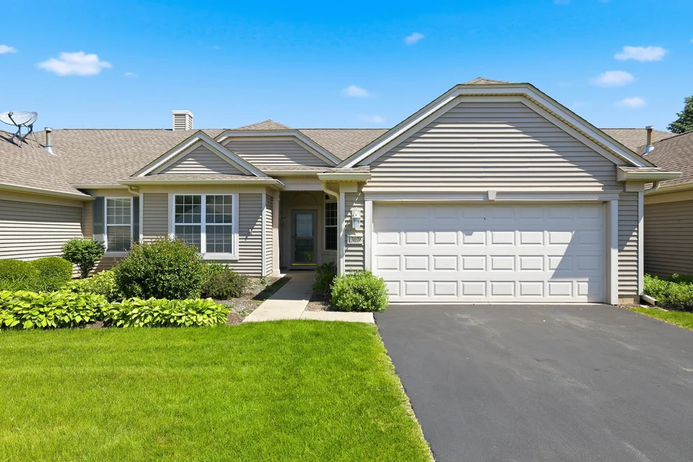 Unit for sale at 13076 Patriot Way, Huntley, IL 60142