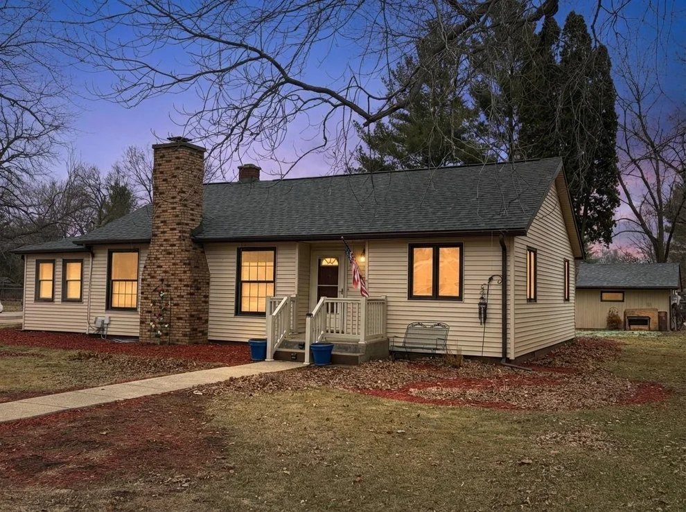 Unit for sale at 217 W Franklin Street, Rockton, IL 61072