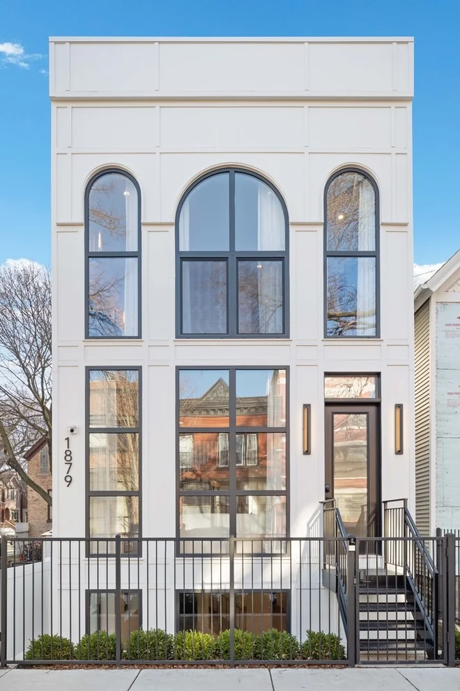 Unit for sale at 1879 N Hoyne Avenue, Chicago, IL 60647