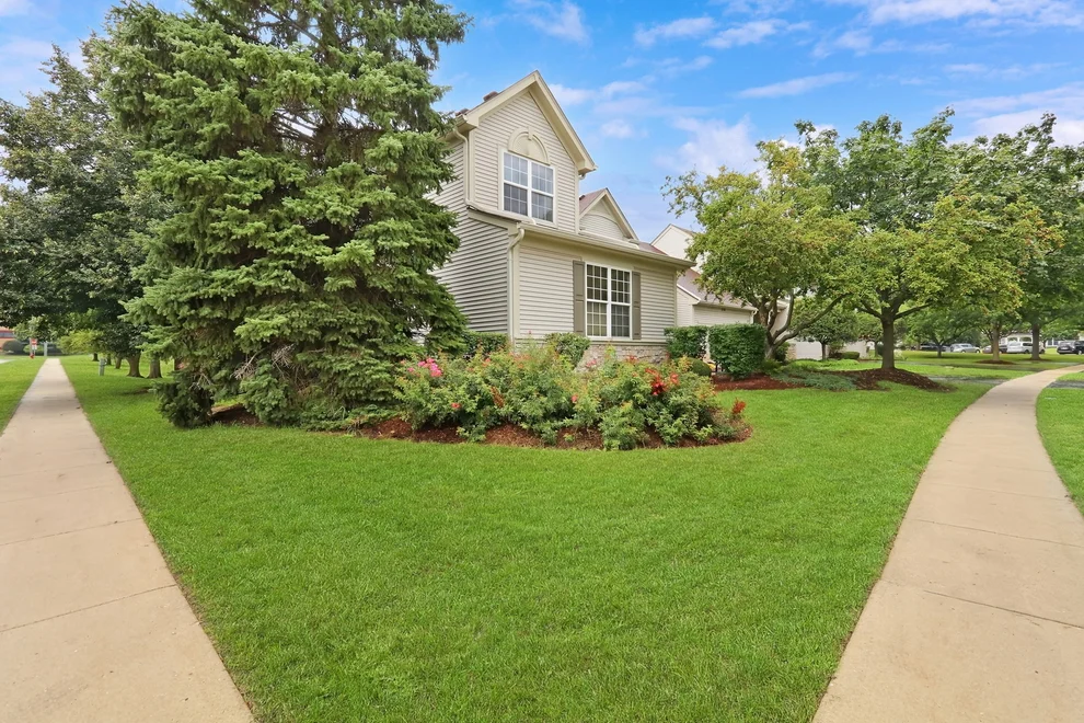 Unit for sale at 320 Berkshire Drive, Lake Villa, IL 60046