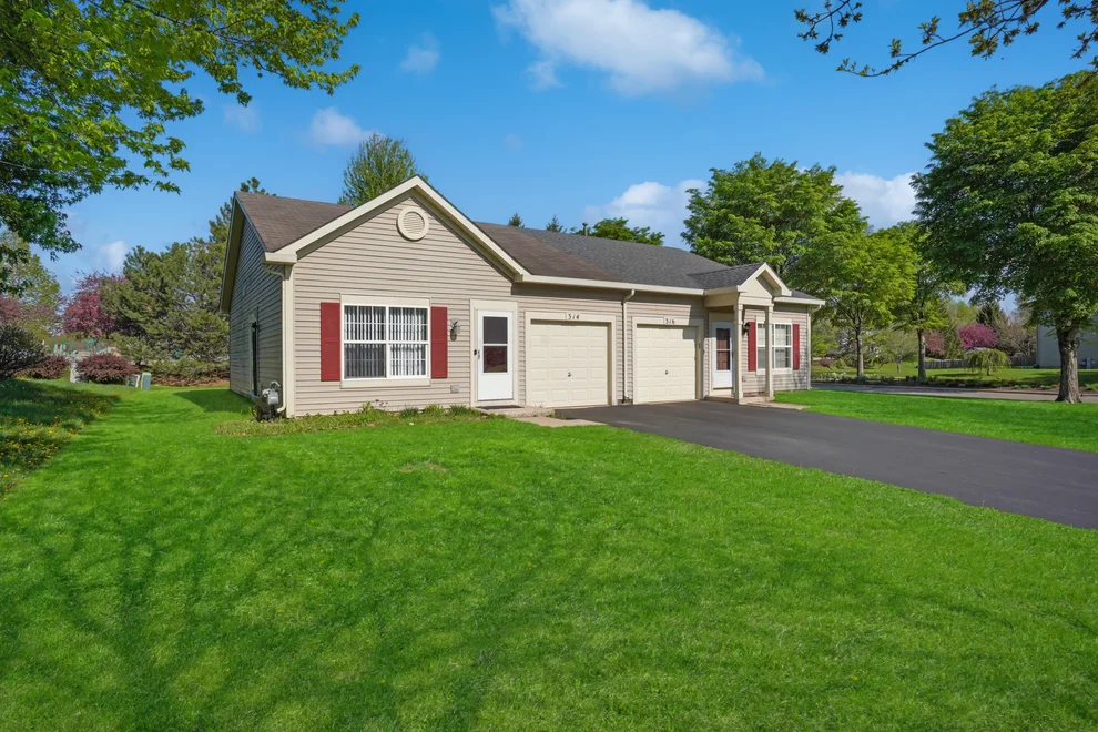 Unit for sale at 314 Paige Street, Plano, IL 60545