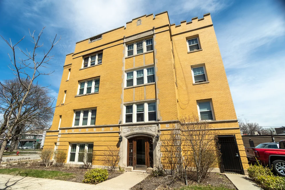 Unit for sale at 600 Elgin Avenue, Forest Park, IL 60130