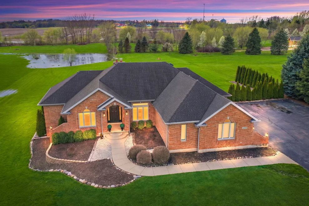Unit for sale at 10703 Pebble Drive, Huntley, IL 60142