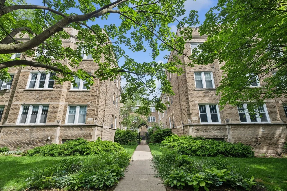 Unit for sale at 717 Reba Place, Evanston, IL 60202