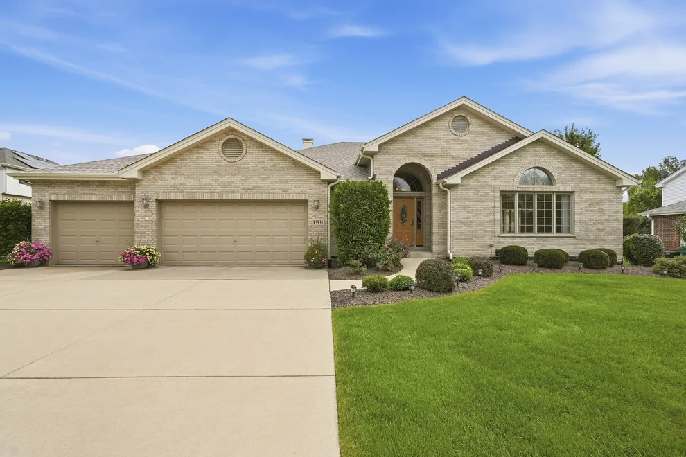 Unit for sale at 13931 COOPER Way, Orland Park, IL 60467