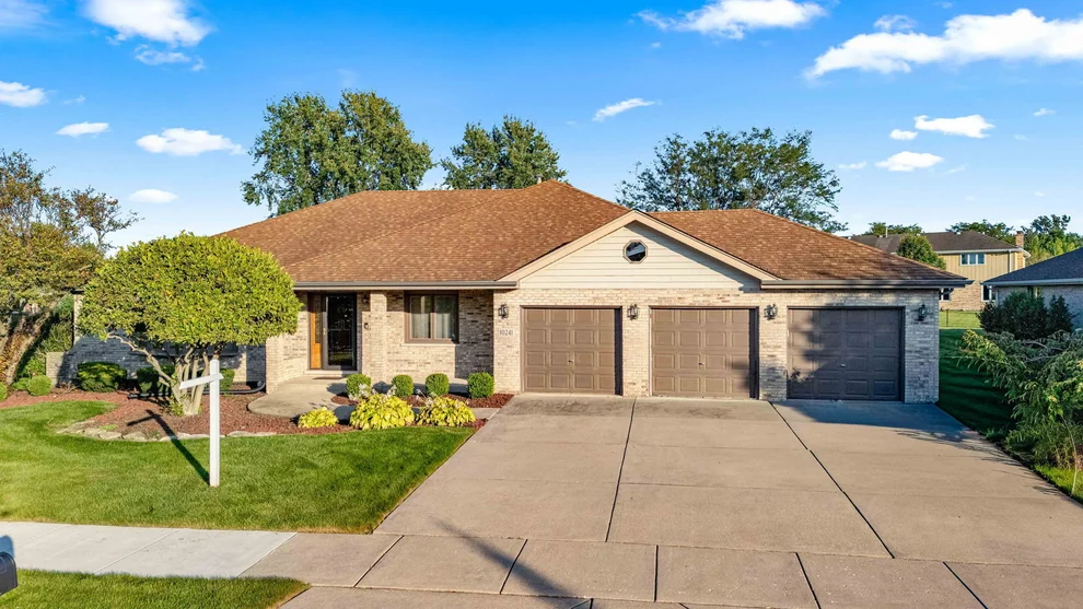 Unit for sale at 10241 Royal Court, Mokena, IL 60448