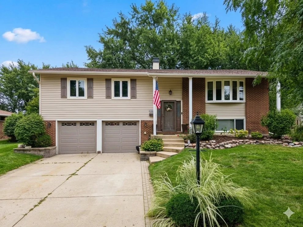 Unit for sale at 4155 Hudson Drive, Hoffman Estates, IL 60192