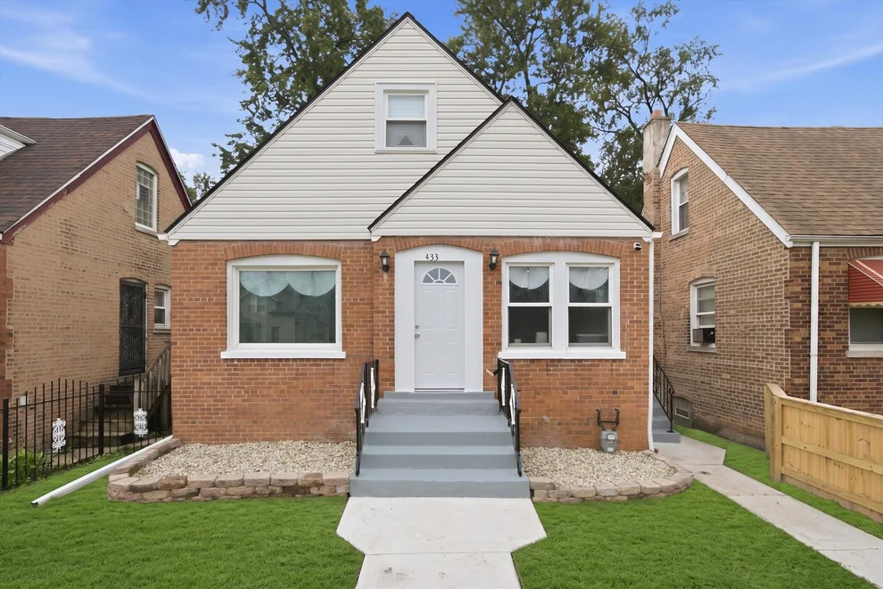 Unit for sale at 433 W 100TH Street, Chicago, IL 60628