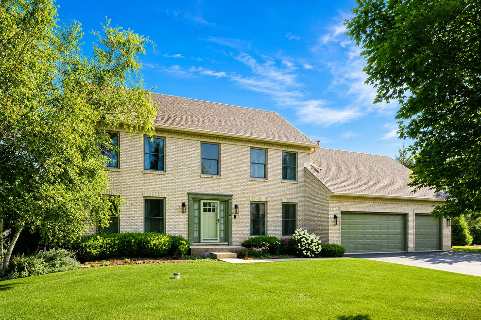 Unit for sale at 39W140 Baert Lane, St. Charles, IL 60175