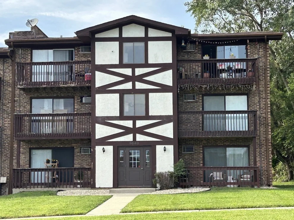 Unit for sale at 3640 W 119th Street, Alsip, IL 60803