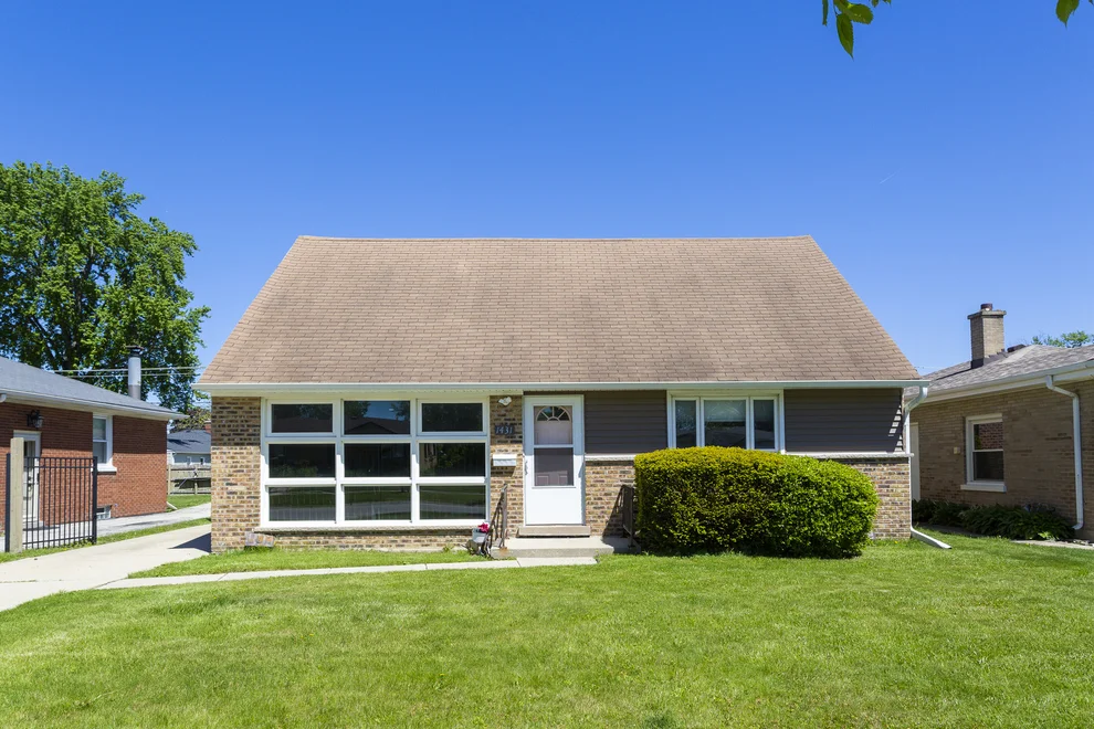 Unit for sale at 1431 Mandel Avenue, Westchester, IL 60154