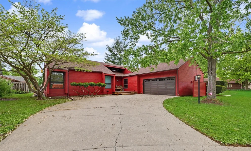Unit for sale at 2005 Clover Court E, Champaign, IL 61821