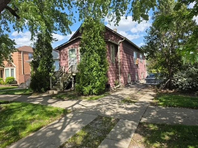 Unit for sale at 5521 N Mont Clare Avenue, Chicago, IL 60656
