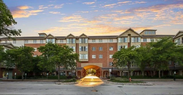 Unit for sale at 50 N Bokelman Street, Roselle, IL 60172