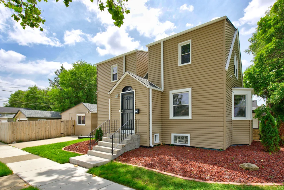Unit for sale at 1101 22nd Avenue, Bellwood, IL 60104