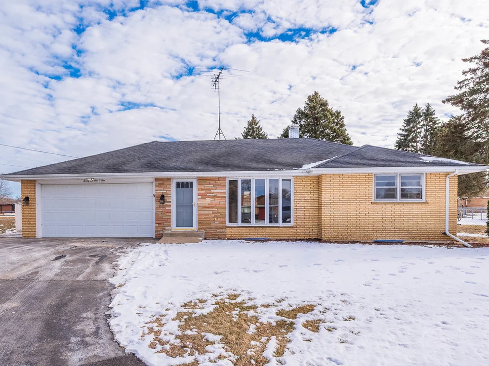 Unit for sale at 26101 W Roseland Court, Ingleside, IL 60041