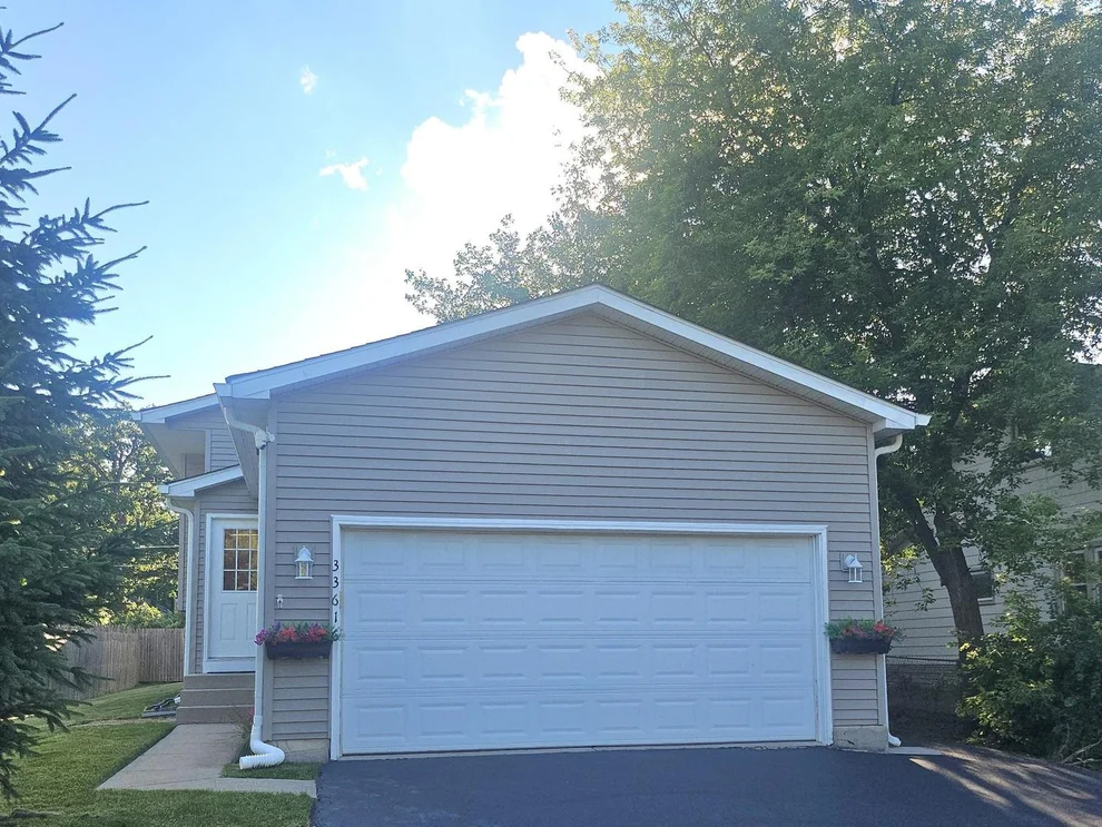 Unit for sale at 33616 N Evergreen Drive, Grayslake, IL 60030