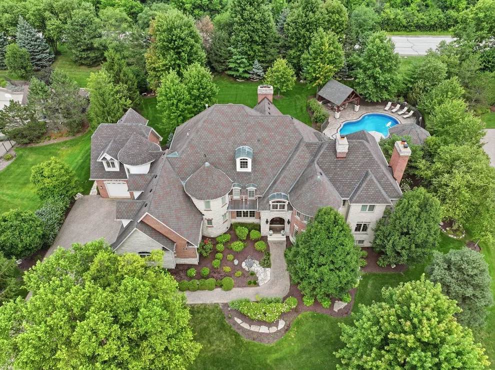 Unit for sale at 105 Forest Edge Drive, Palos Park, IL 60464