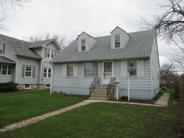 Unit for sale at 185 S Center Street, BENSENVILLE, IL 60106