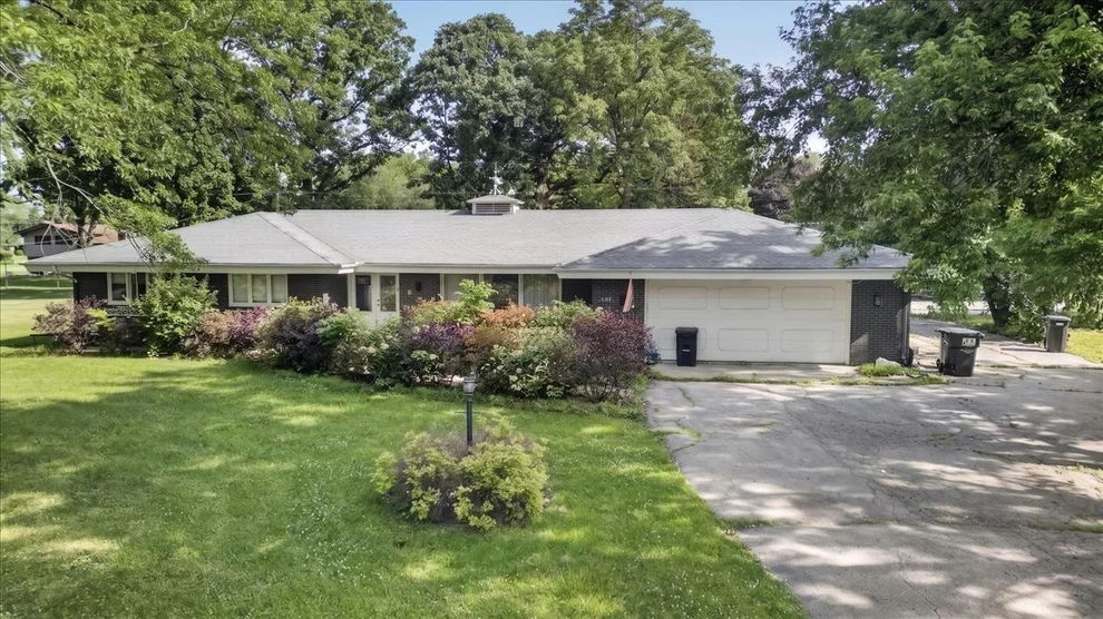 Unit for sale at 4115 Stage Coach Trail, Rockford, IL 61101