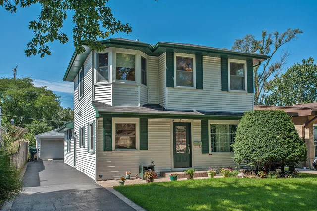 Unit for sale at 519 Leamington Avenue, WILMETTE, IL 60091