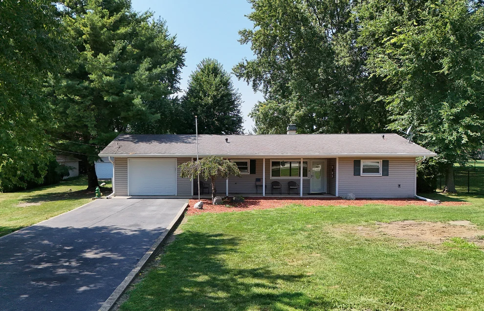 Unit for sale at 201 S Lincoln Street, Elwood, IL 60421